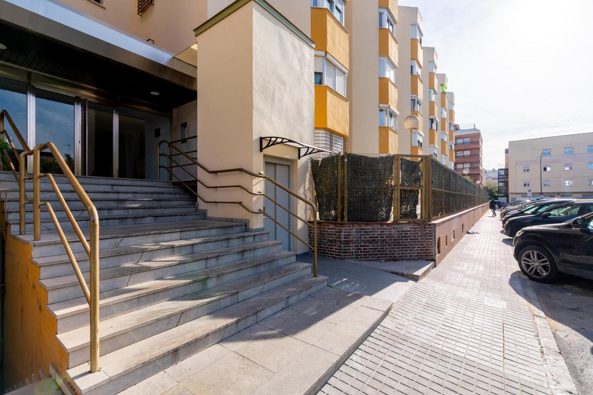 Diseno Y Comodidad En Bami Sevilha Exterior foto